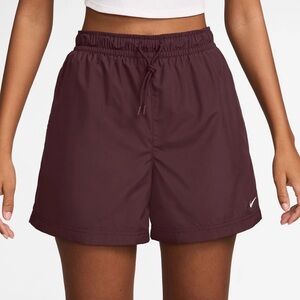 NWT Nike Sportswear Mid-Rise 5” Shorts